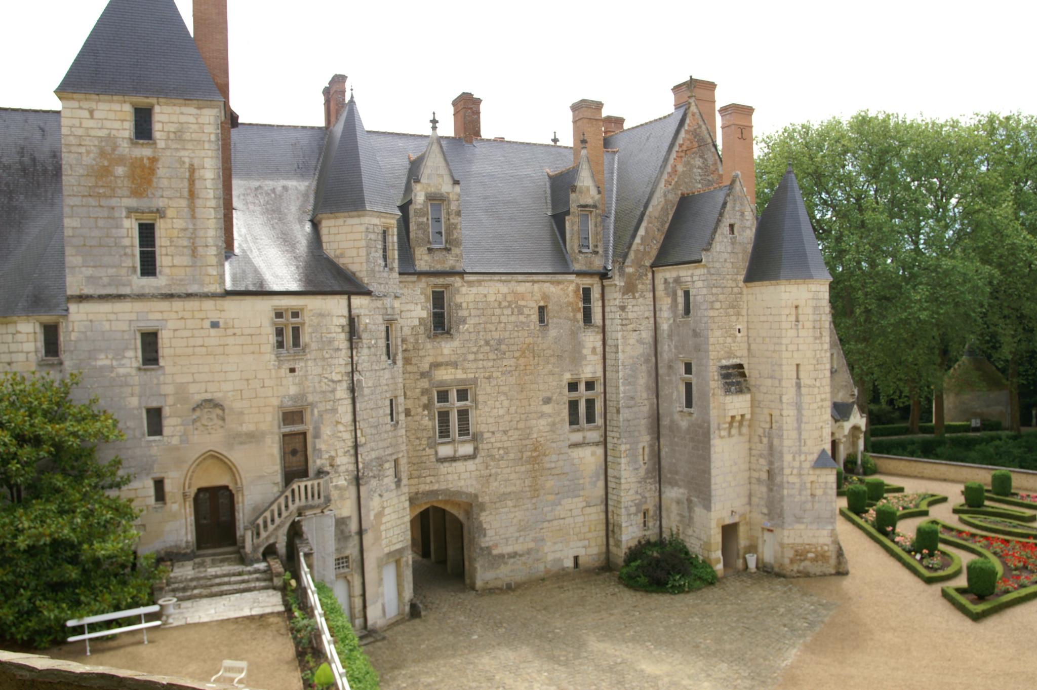 Par David Merrett from Daventry, England — Château de Courtanvaux, CC BY 2.0, https://commons.wikimedia.org/w/index.php?curid=7363023